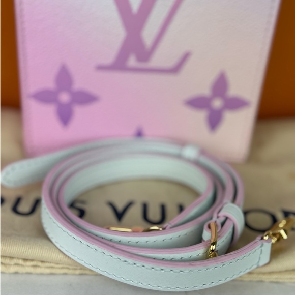 Louis Vuitton Petit Sac Plat Satchel Top Handle Bag Pastel Pink Canvas. - Picture 13 of 15